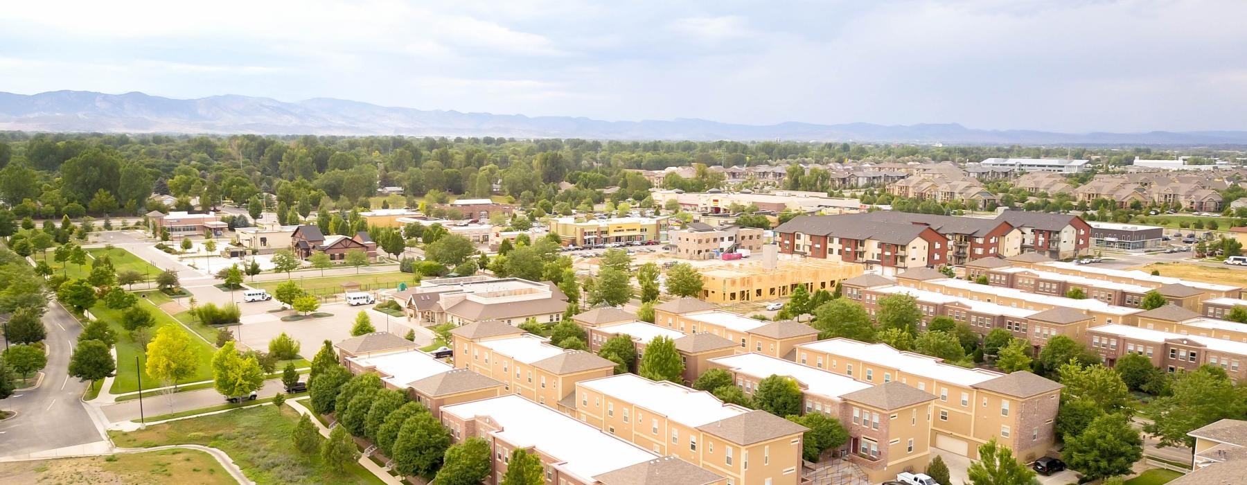 a large group of buildings